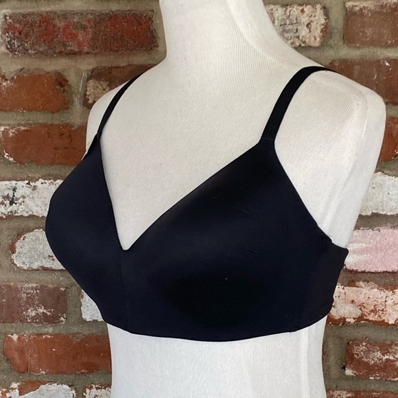 b.tempt'd by Wacoal Future Foundation Wire Free Contour Bra
956281 Size 40C - Picture 5 of 11